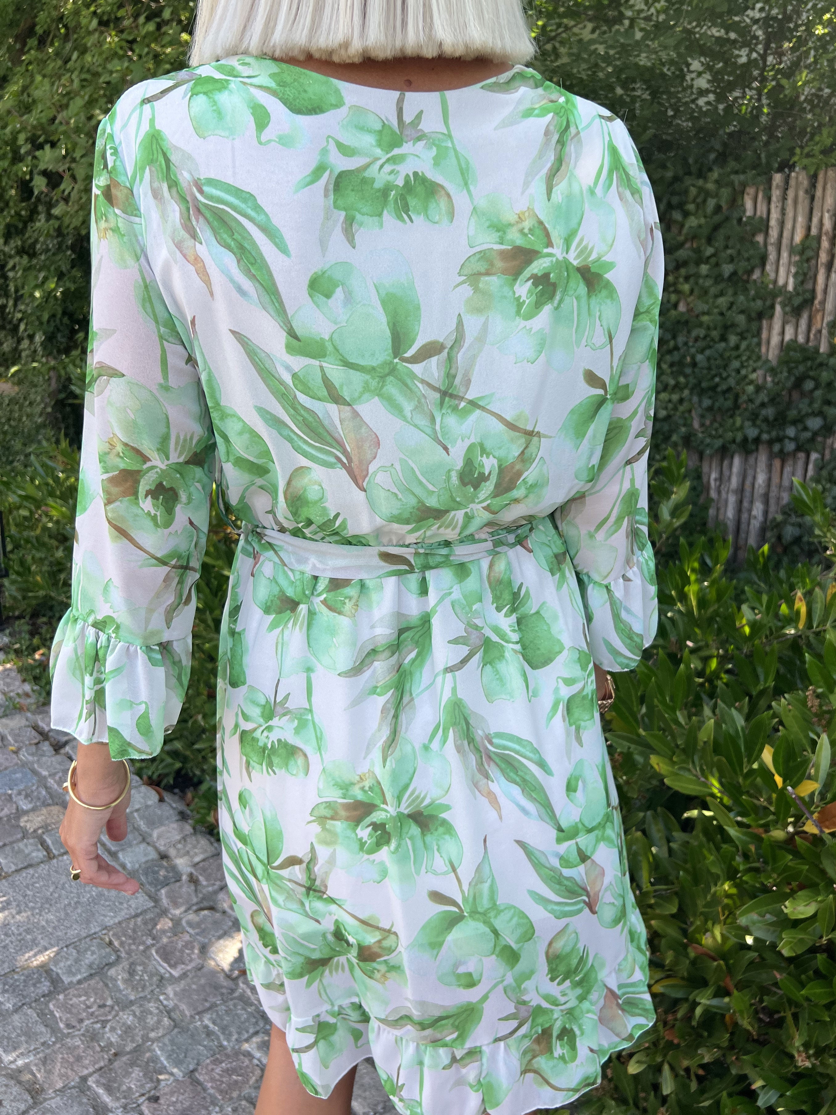 Merle - Kort kjole i chiffon med blomsterprint